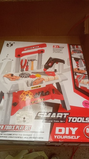 [1106323] Table à outils avec accessoires